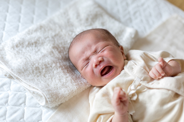 パンパン 赤ちゃん お腹 新生児のお腹がパンパンなのは病気？原因や対策を考える